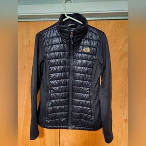 Northface women's size large runners jacket